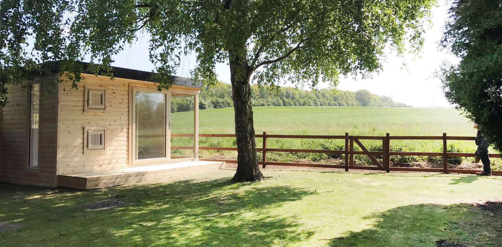 Cabin overlooking a field_b