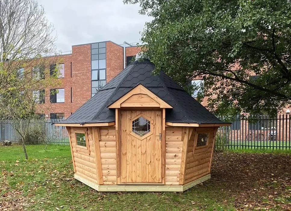 Cabins For School - English Martyrs - 10m solar - Reece_01a-966x700