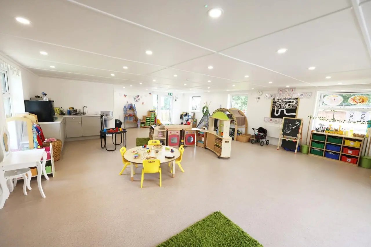 Cabins for Schools 10m x 7.5m BUILDING REGS Marley - Bromesberrow School (nursery)_3