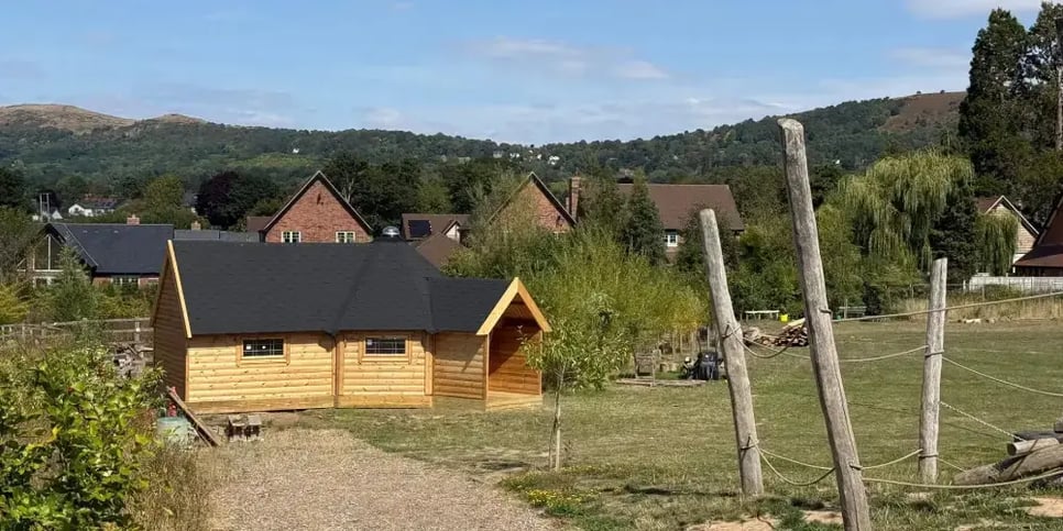 Cabins for Schools 17m 3mDSR 1.5m porch - Colwall CofE Primary School_9-500h