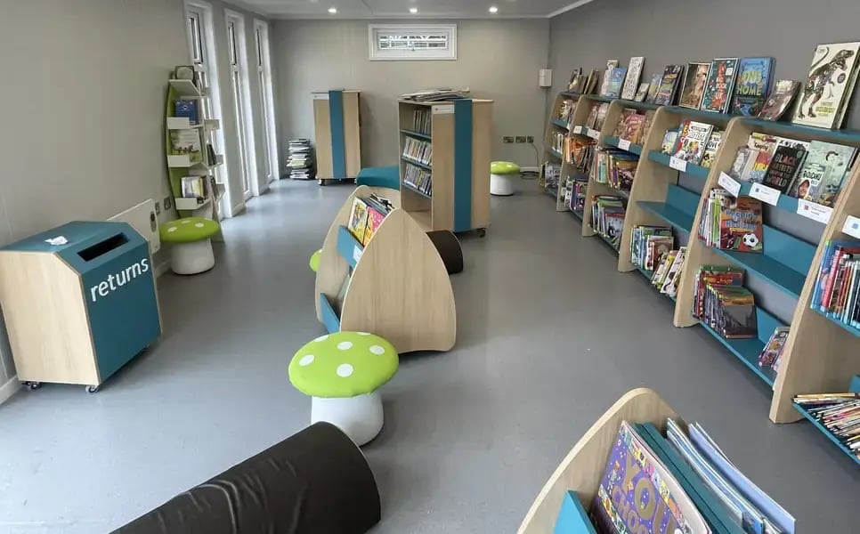 cabins-for-schools-morvern-park-school-8m-x-4m-hybridcedar-09-966x600