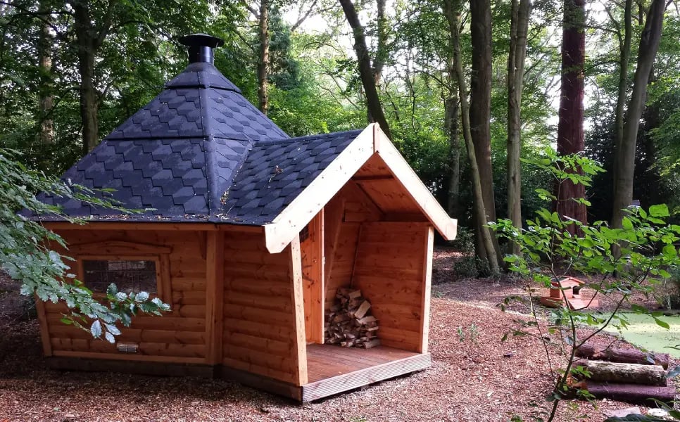 log-cabin-ready-for-winter
