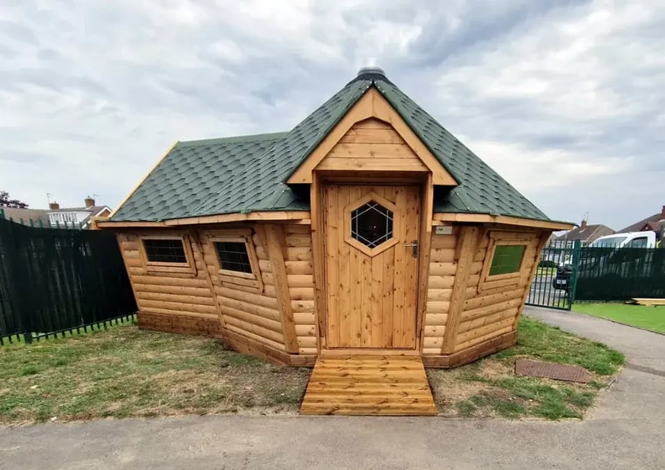 outdoor learning cabin